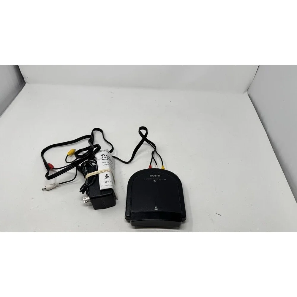 Sony AV Cordless IR Receiver IFT-R10 with Adapter - used
